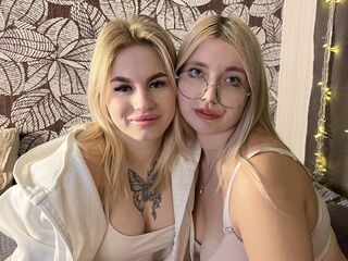 AmityAndBecky's Free live cam sessions Profile Image